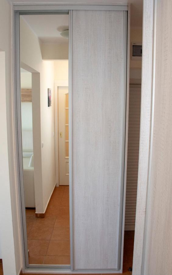 Apartament z balkonem i parkingiem Apartment Rewal Bagian luar foto